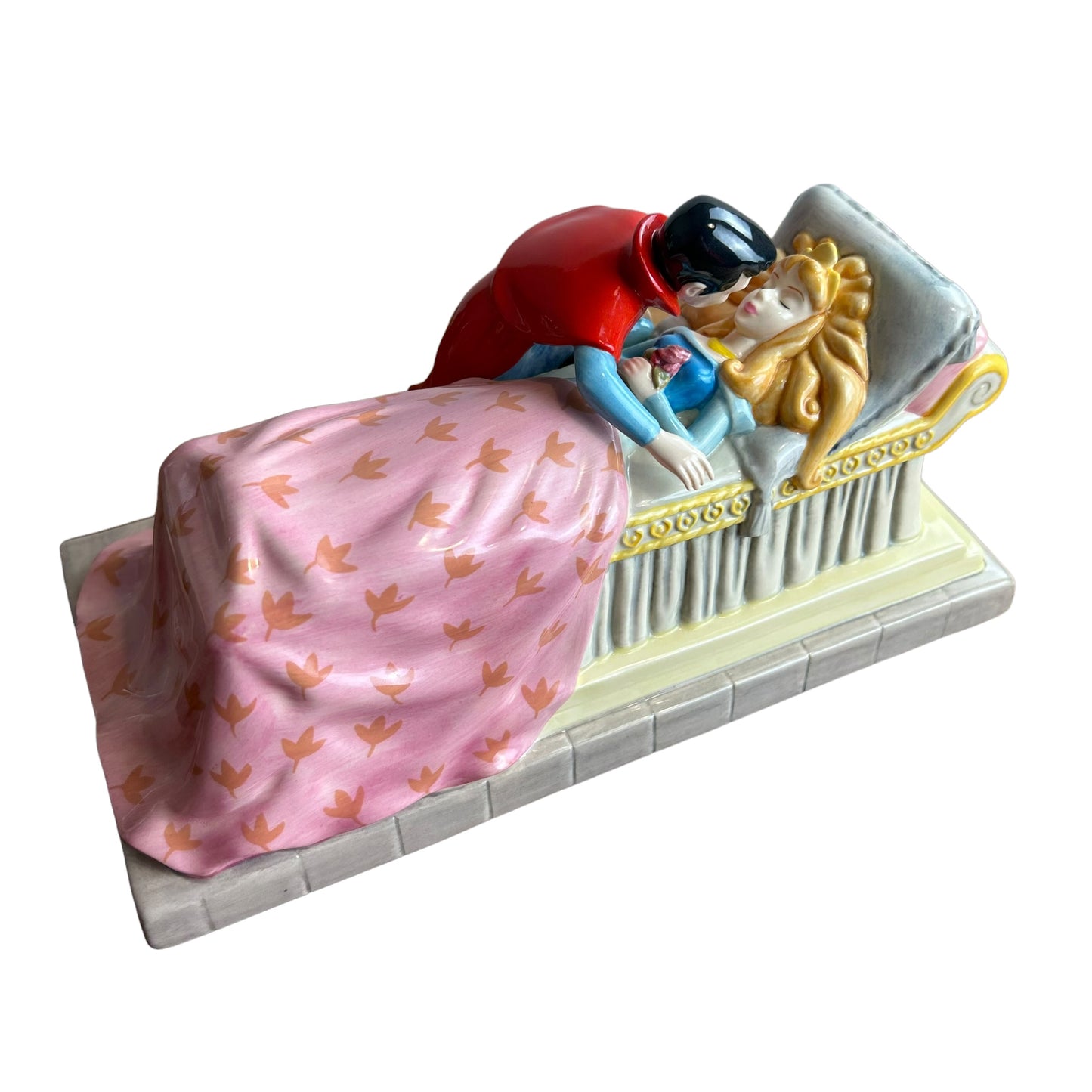 Royal Doulton Sleeping Beauty Disney Showcase Collection Loves First Kiss