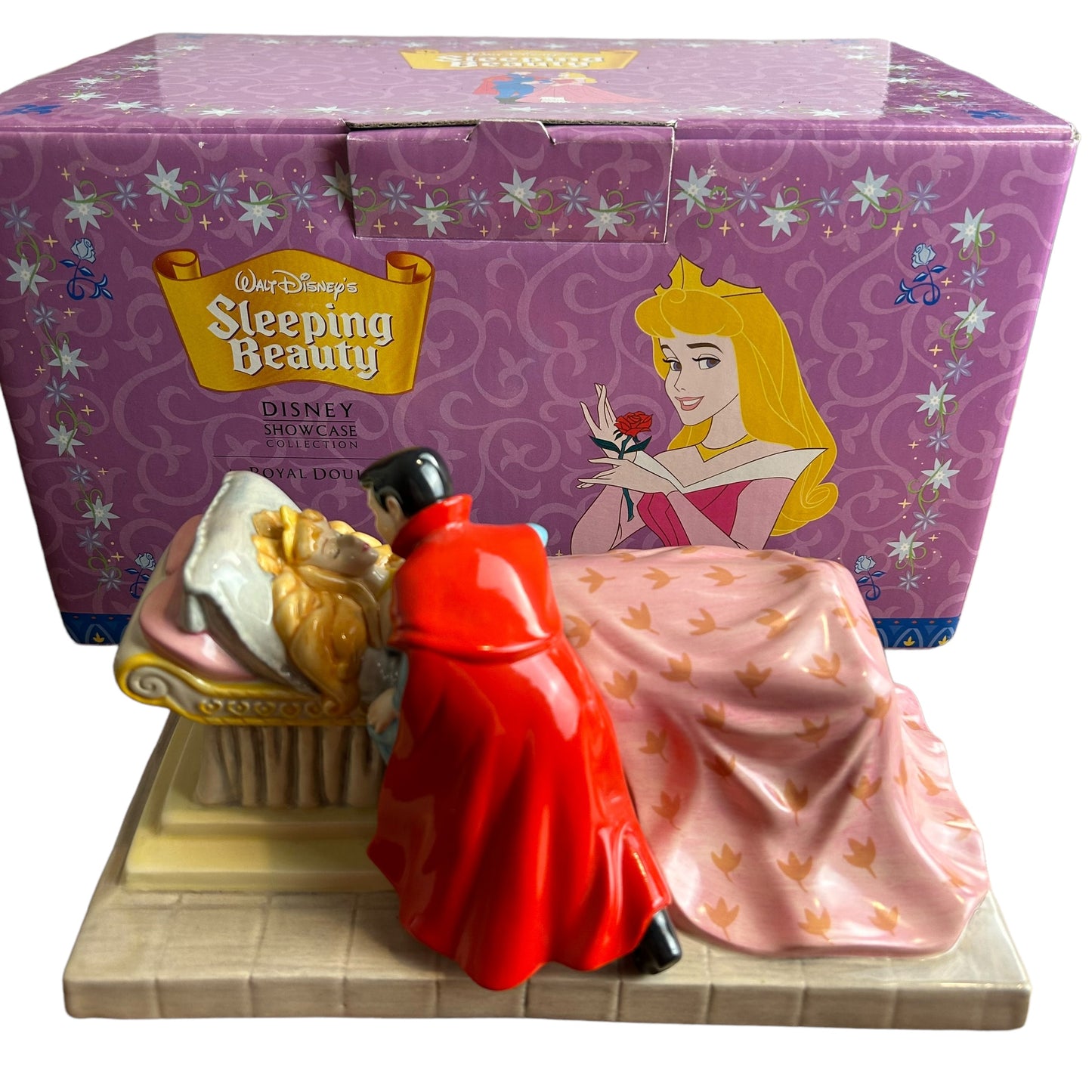 Royal Doulton Sleeping Beauty Disney Showcase Collection Loves First Kiss