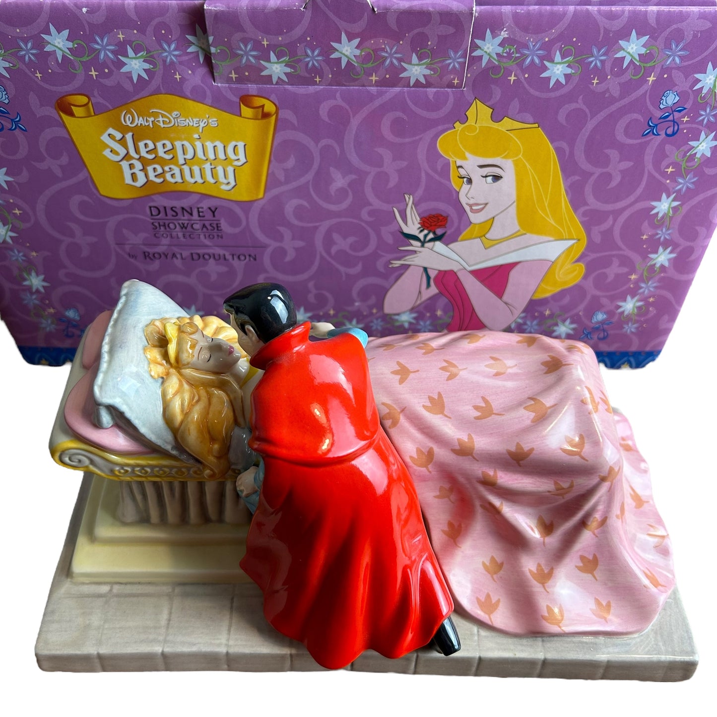 Royal Doulton Sleeping Beauty Disney Showcase Collection Loves First Kiss