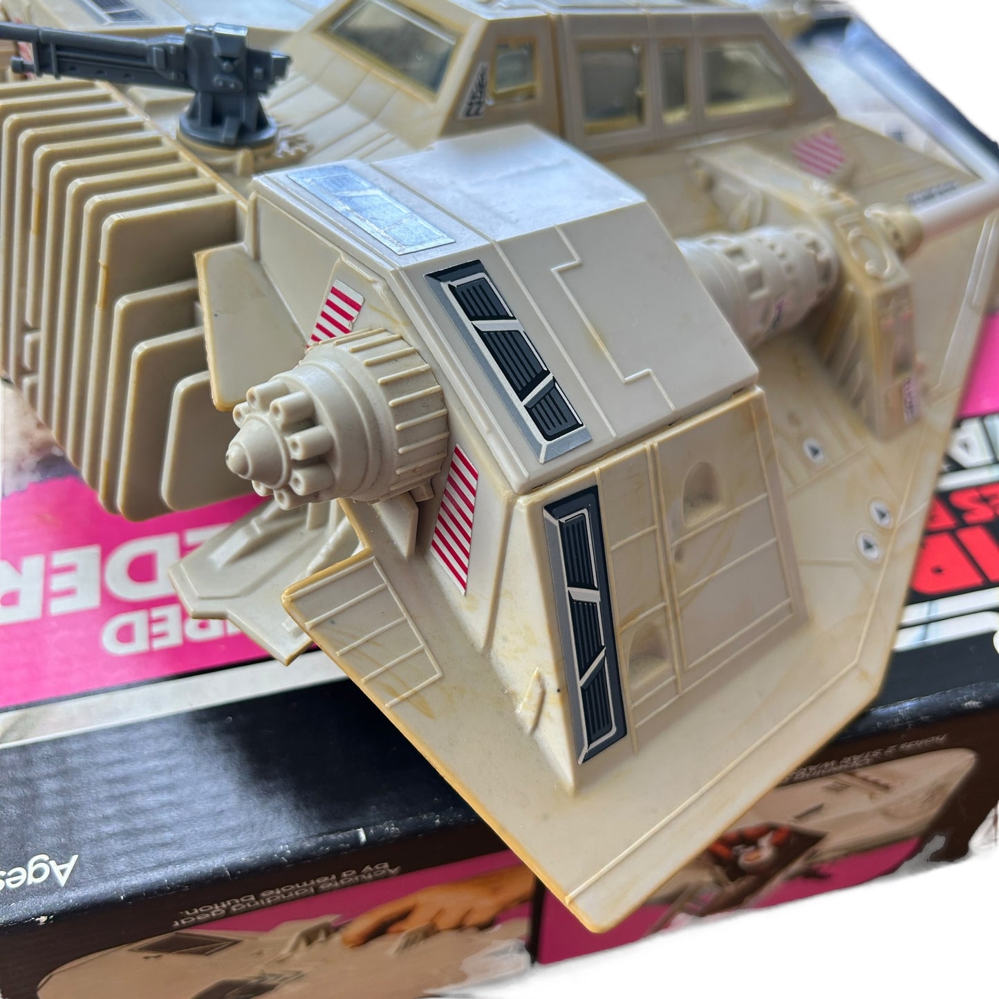 Rebel Armored Snowspeeder With Box & Instructions