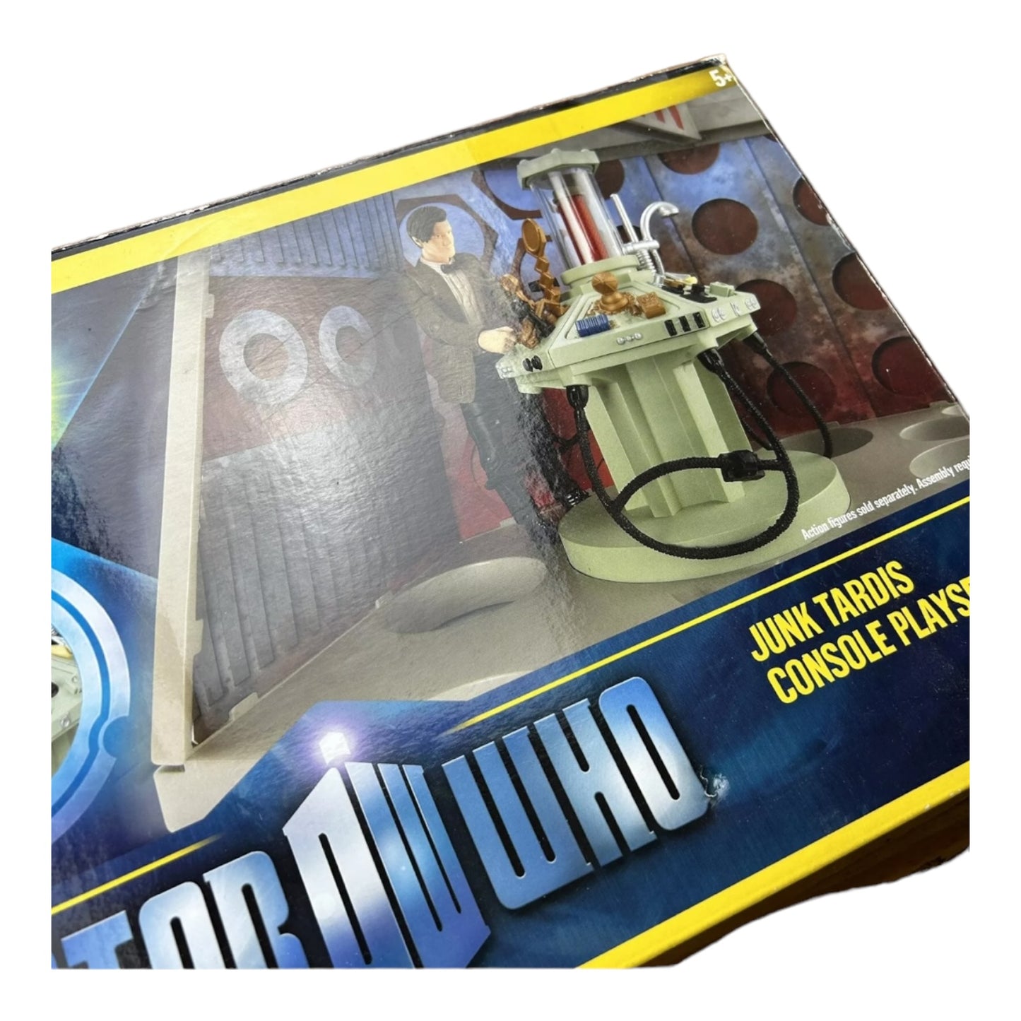 Doctor Who Junk Tardis Console Playset